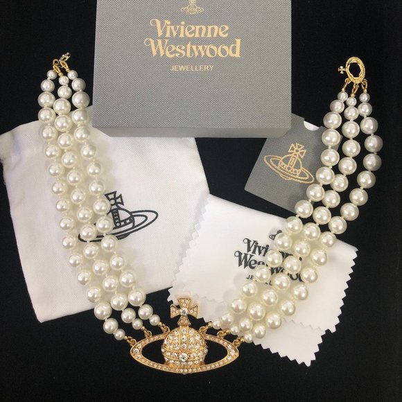 Triple pearl vivienne westwood necklace Clearance